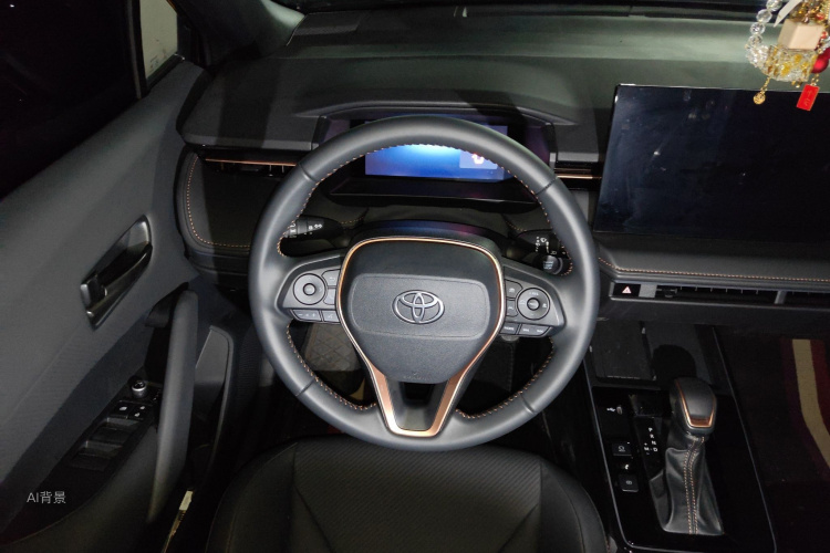 Toyota Frontlander 2025 car image #12