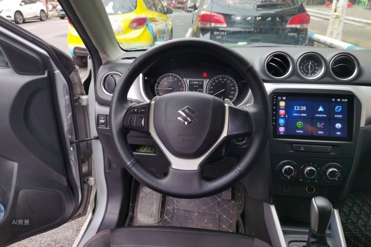 Suzuki Vitara 2017 image de voiture #12