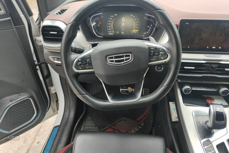 Coolray 2019 car image #12