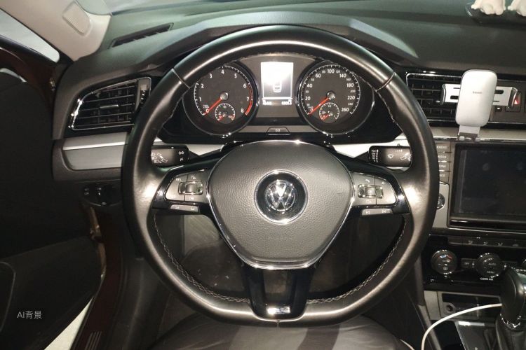 Volkswagen Lamando 2018 immagine di auto #12