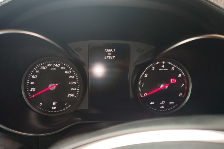 Mercedes-Benz GLC Class 2016 صورة سيارة #12