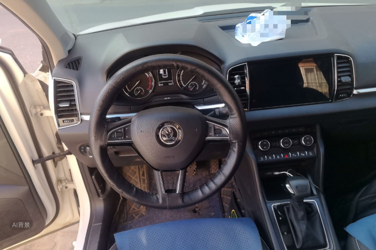 Skoda Karoq 2020 изображение автомобиля #12