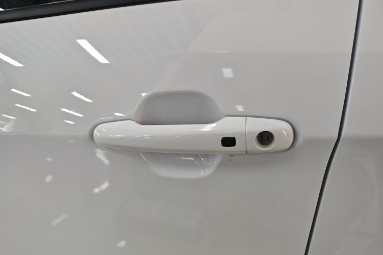 X3 PRO 2023 #12 X3 PRO 2023 car image #12
