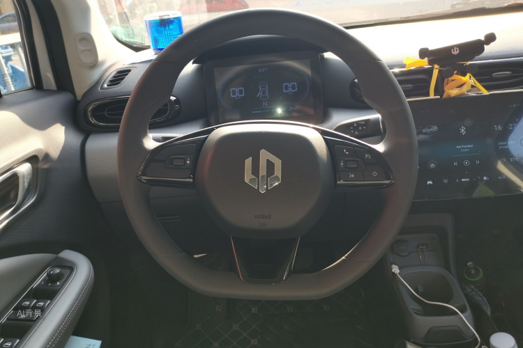 零跑汽车 零跑T03 2024 汽车图片 #12