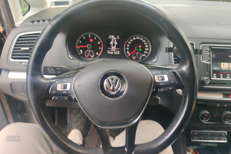 Volkswagen Sharan 2017 immagine di auto #12