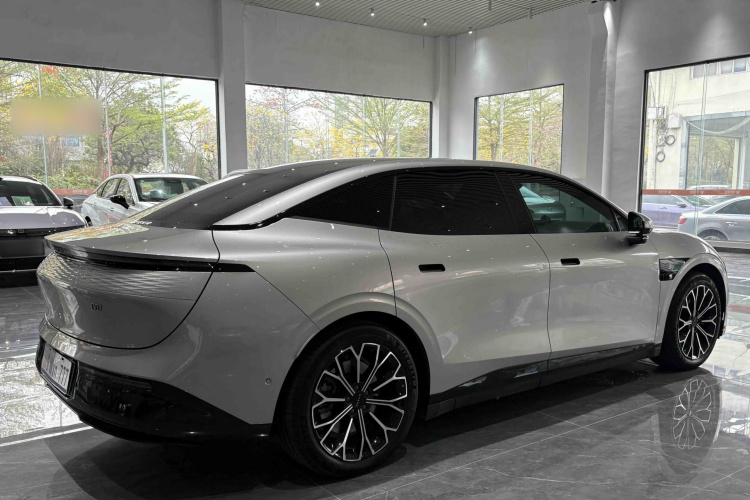 极氪 极氪007 2025 汽车图片 #12