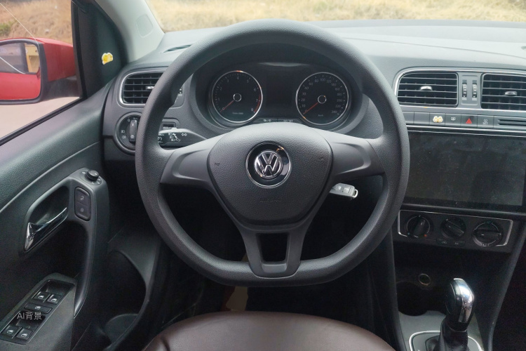 Polo 2015 #12 Polo 2015 car image #12