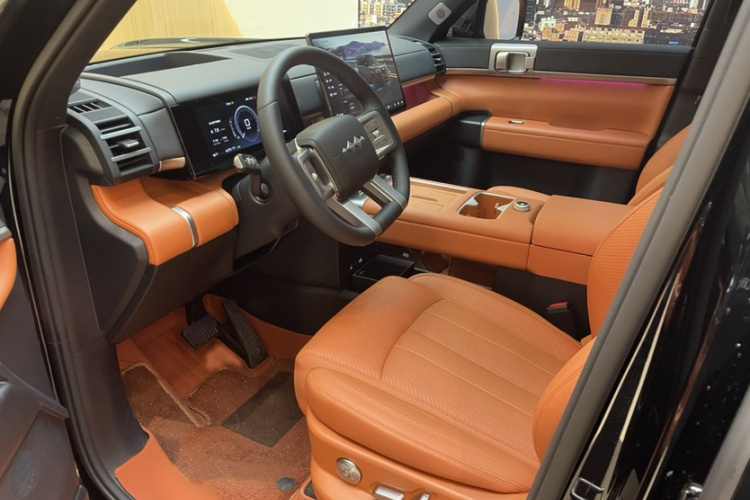 FangChengBao Tiger 7 2025 car image #12