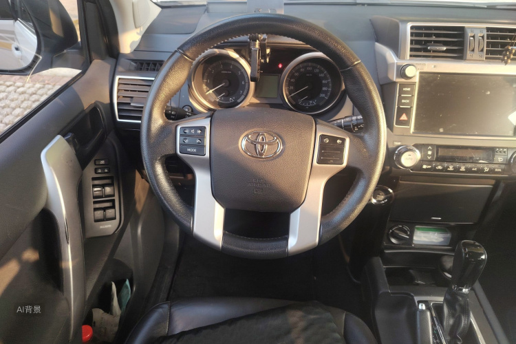 Toyota Land Cruiser Prado 2017 car image #12