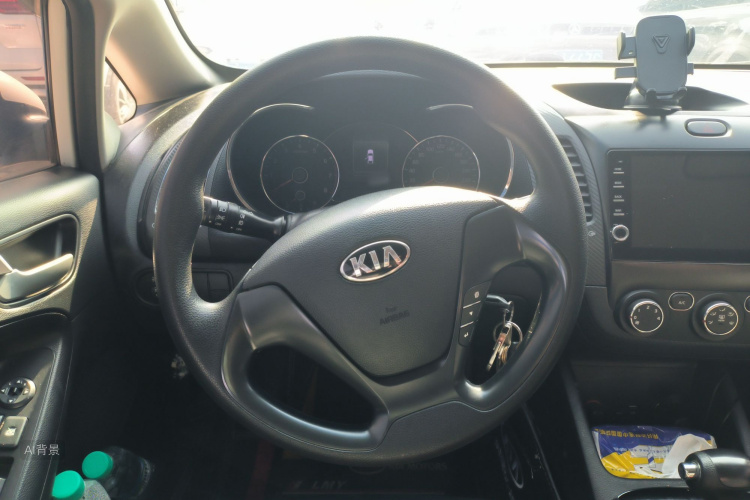 起亚 起亚K3 2017 汽车图片 #12