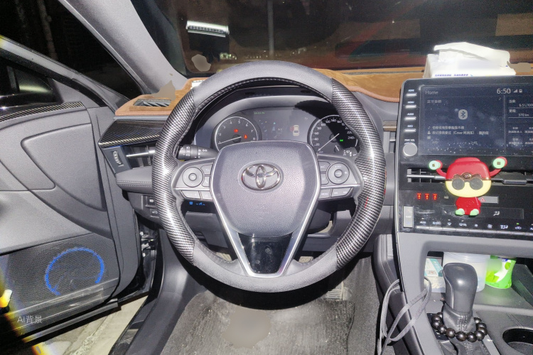 Toyota Avalon 2020 car image #12