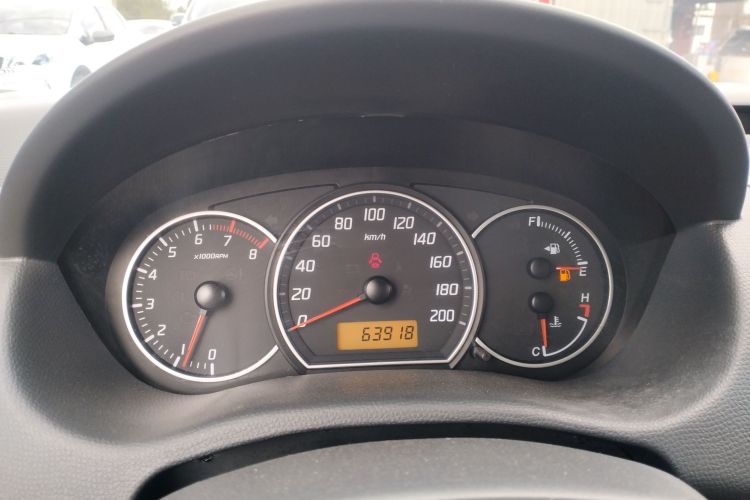 铃木 雨燕 2018 汽车图片 #12