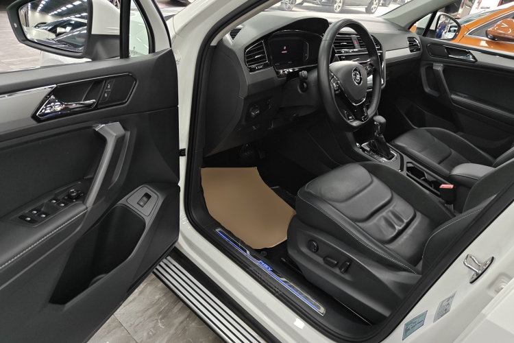Volkswagen Tiguan L New Energy 2021 imagen de coche #12