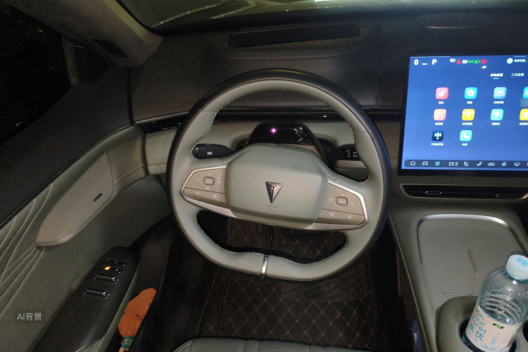 Deepal S07 2024 image de voiture #12