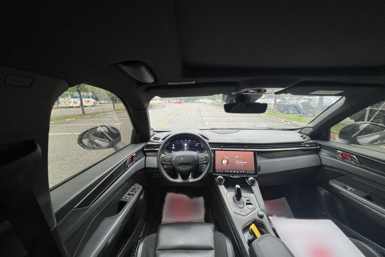 Lynk & Co 01 EM-P 2022 car image #12