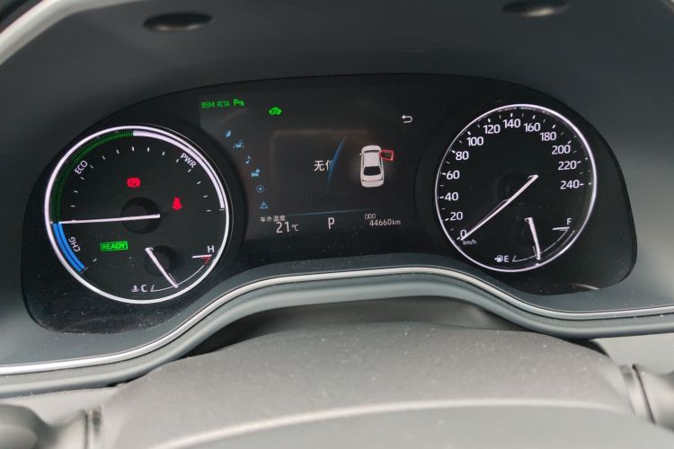 Toyota Avalon 2019 car image #12