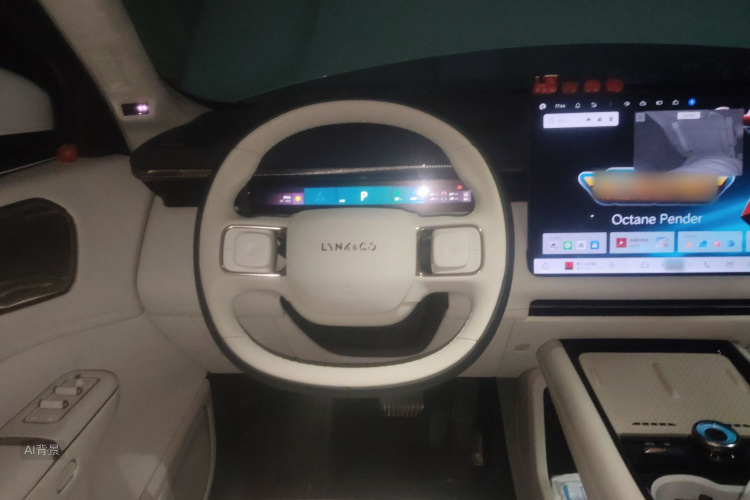 Lynk & Co 900 2025 car image #12