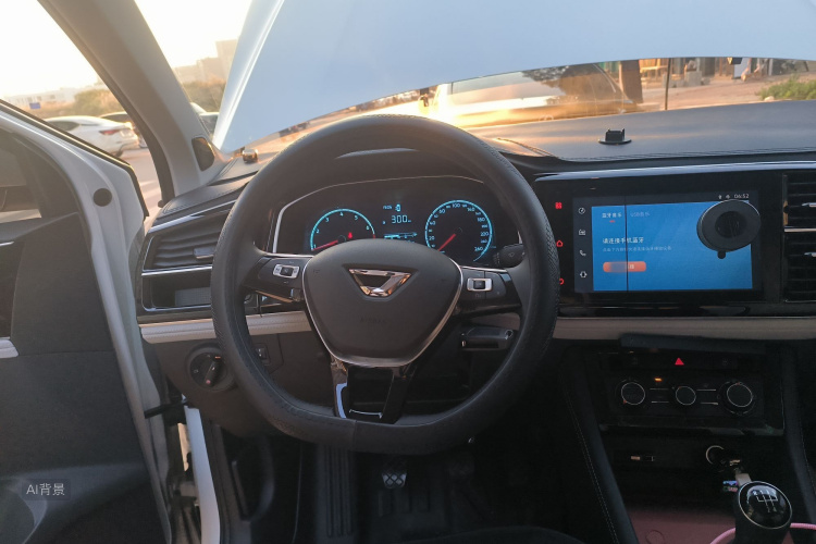 VS5 2025 car image #12