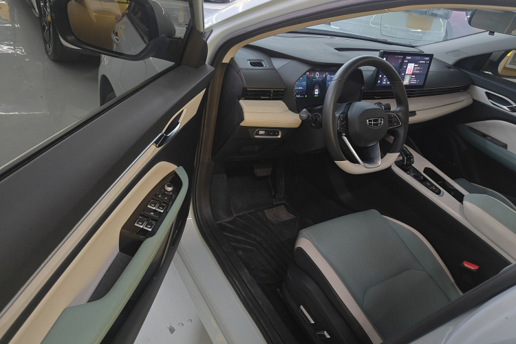 GEELY Emgrand L HiP 2023 imagem de carro #12