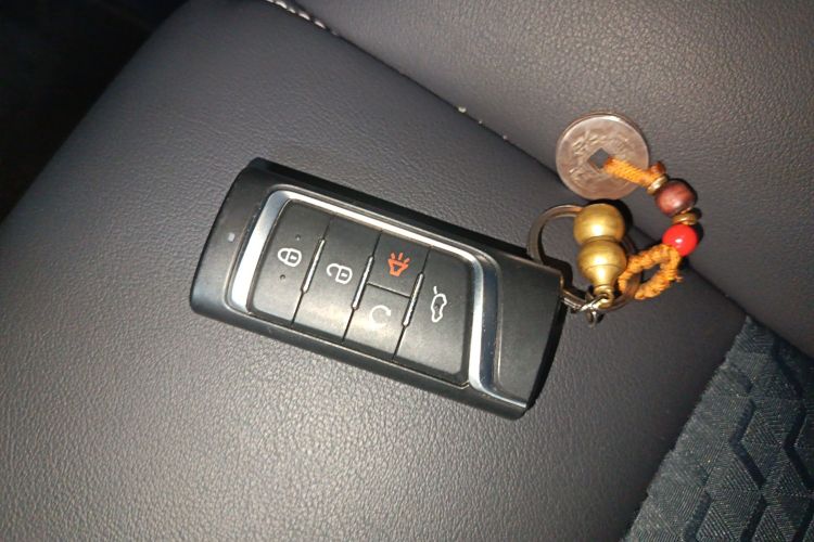 广汽传祺 传祺M8 2023 汽车图片 #12