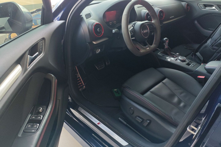 奥迪 奥迪S3 2019 汽车图片 #12