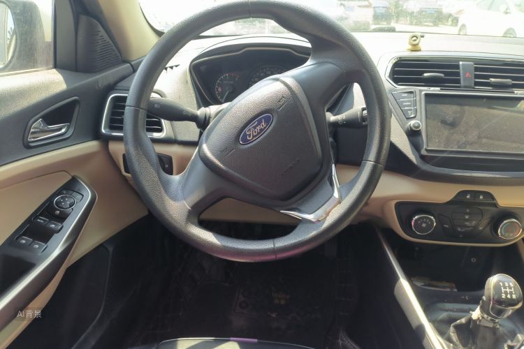 Ford Escort 2016 car image #12