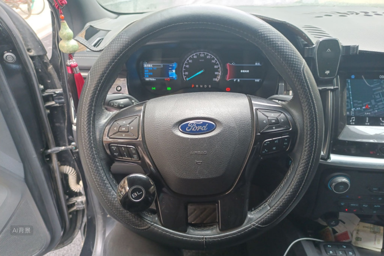 Ford Everest 2019 car image #12