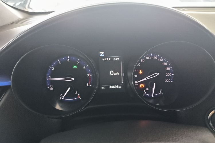 Toyota C-HR 2019 car image #12