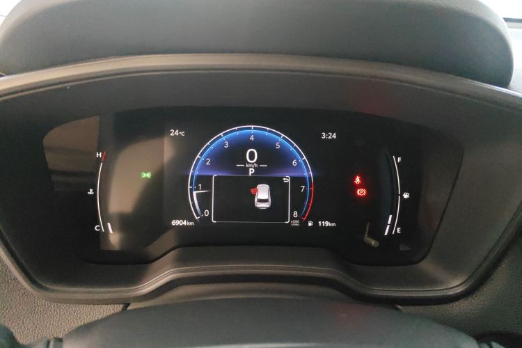 Toyota Frontlander 2023 car image #12