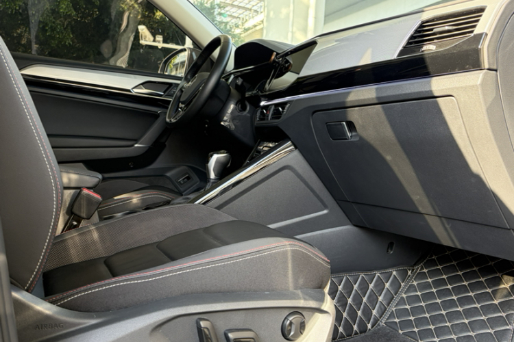 Volkswagen Tayron 2022 car image #12