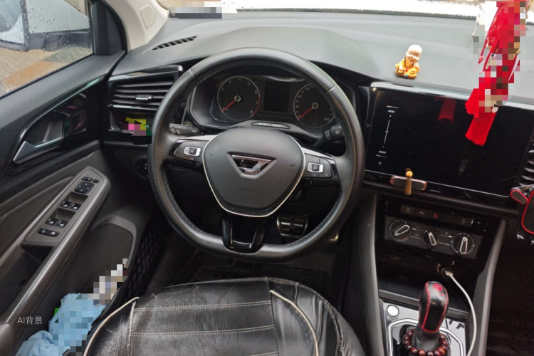 VS5 2019 car image #12