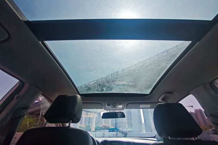 Kia KX5 2017 صورة سيارة #12