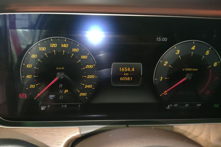 Mercedes-Benz E Class 2020 car image #12