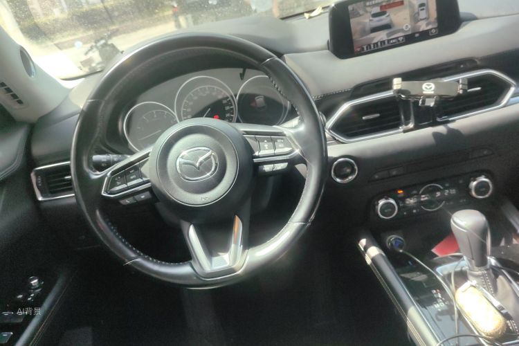 Mazda CX-5 2019 car image #12