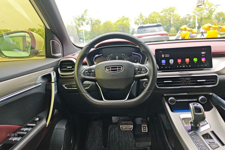 GEELY Coolray 2019 #12 GEELY Coolray 2019 car image #12
