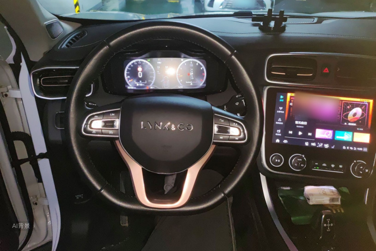 Lynk & Co 01 2019 #12 Lynk & Co 01 2019 car image #12
