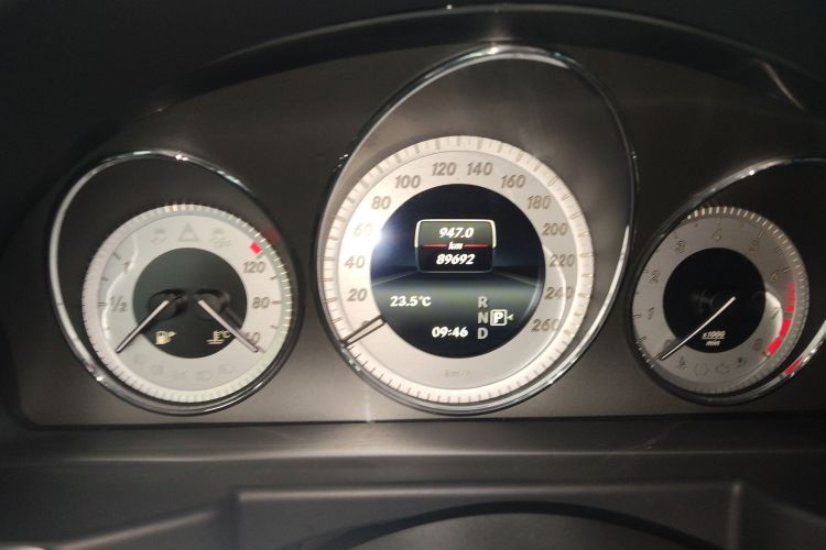 Mercedes-Benz GLK Class 2015 car image #12