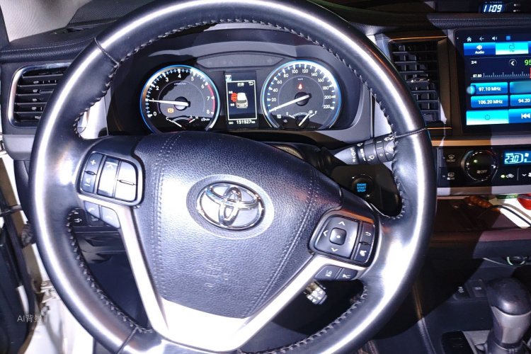 Toyota Highlander 2018 imagem de carro #12