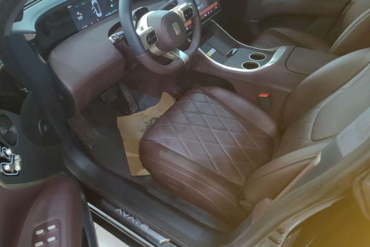 Avatr 11 2025 изображение автомобиля #12