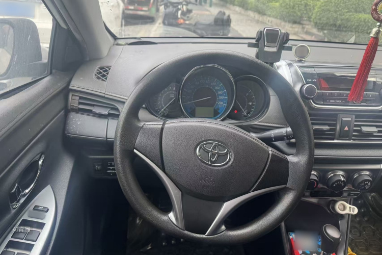 Toyota Yaris L Zhixuan 2016 immagine di auto #12