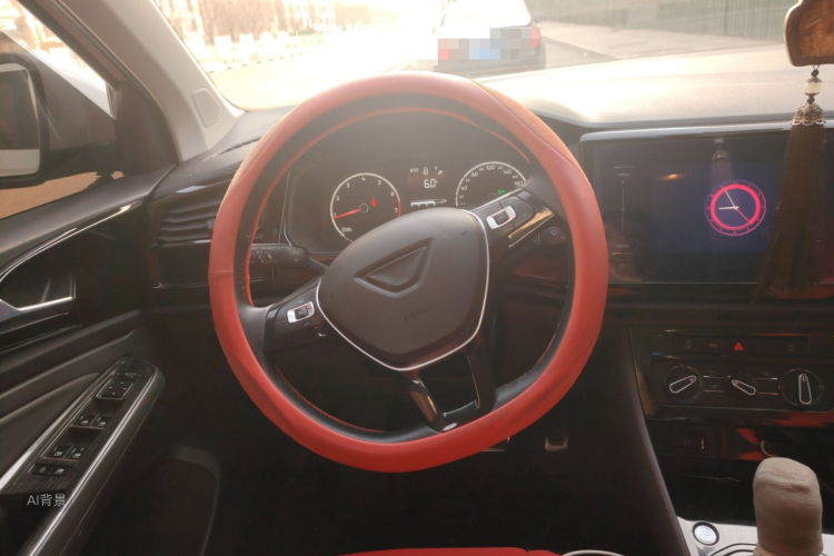 VS5 2020 car image #12