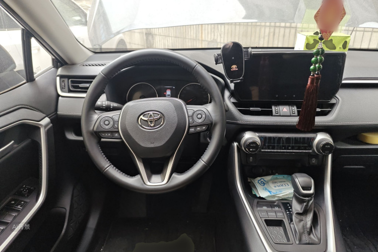 Toyota Wildlander 2023 car image #12