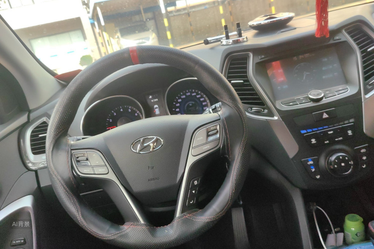 Hyundai Santa Fe 2014 car image #12