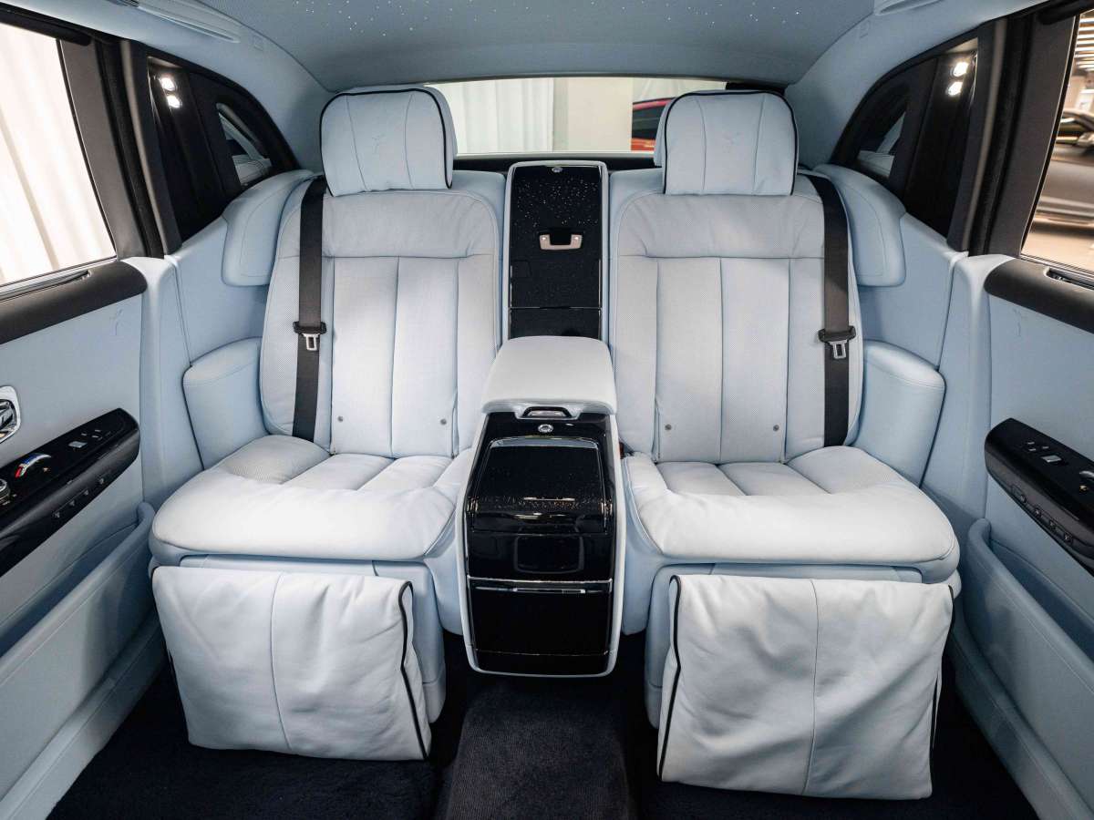 劳斯莱斯 幻影 2023 汽车图片 #12