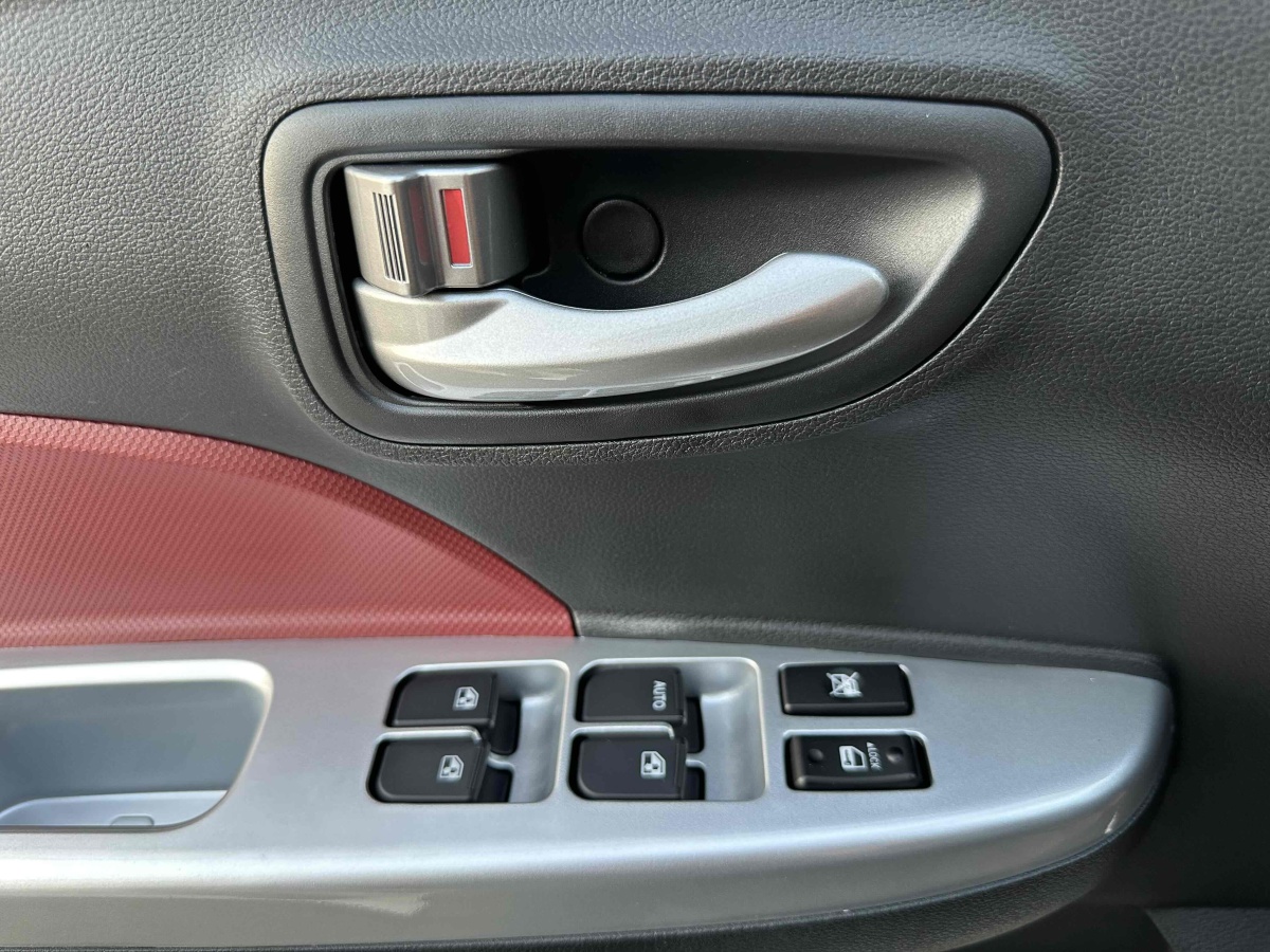 Changan BenBen EV 2019 car image #12