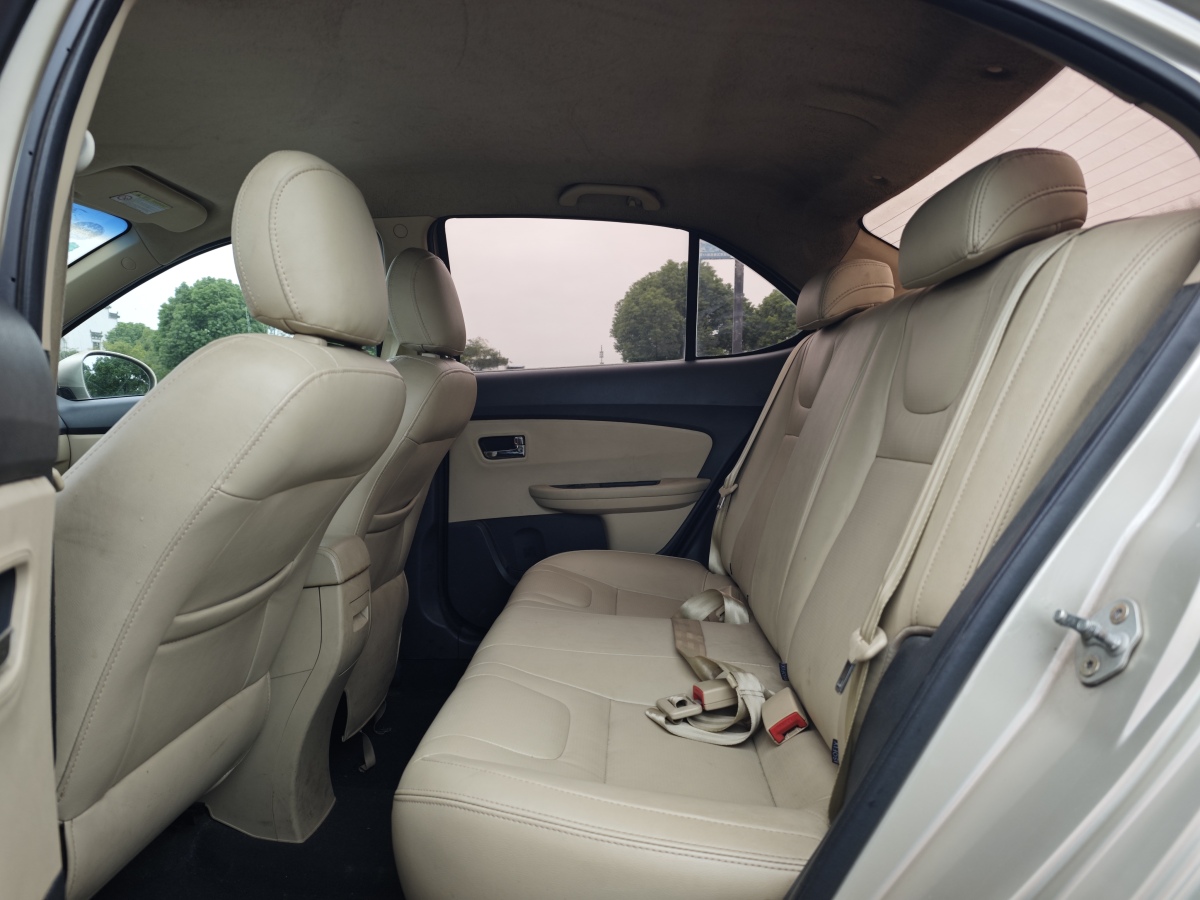 Chery E3 2014 #12 Chery E3 2014 car image #12