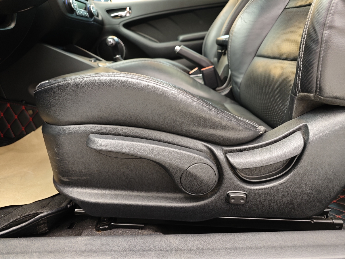 起亚 速迈 2014 汽车图片 #12