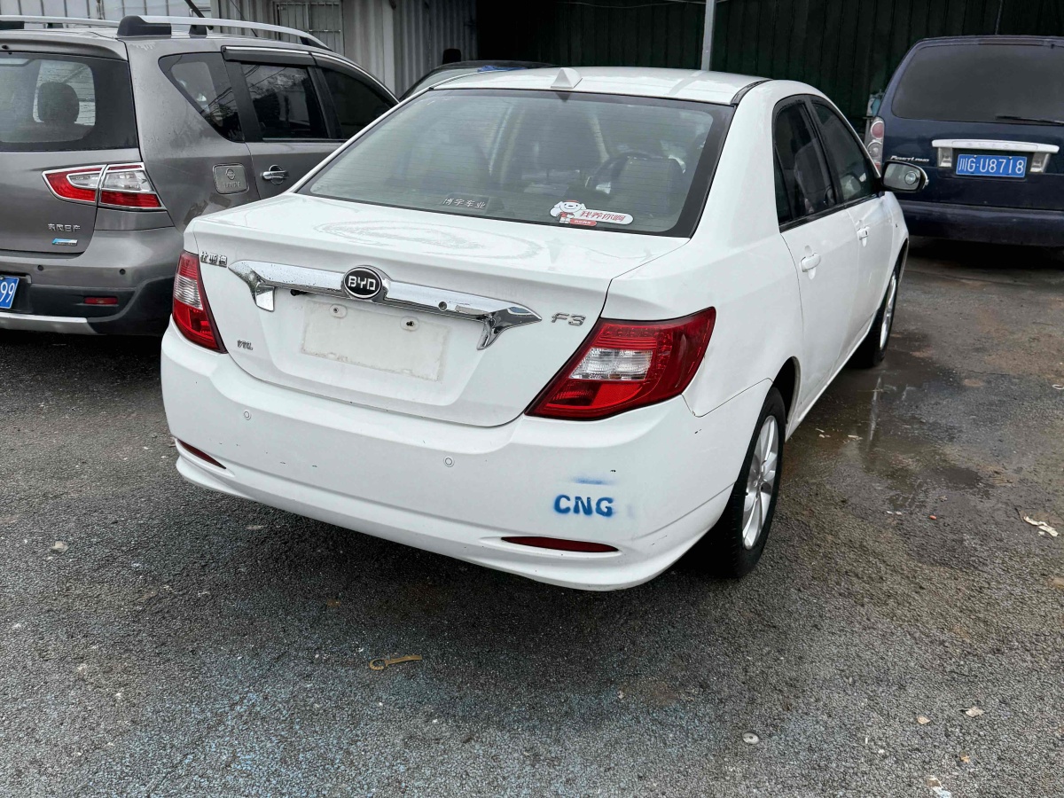 BYD L3 2015 car image #12