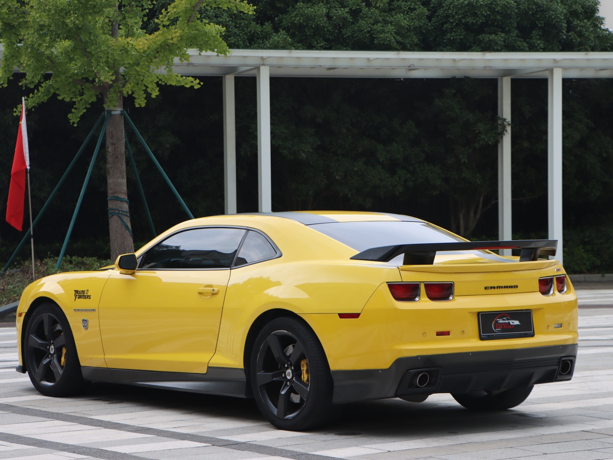 Chevrolet Camaro 2011 immagine di auto #12