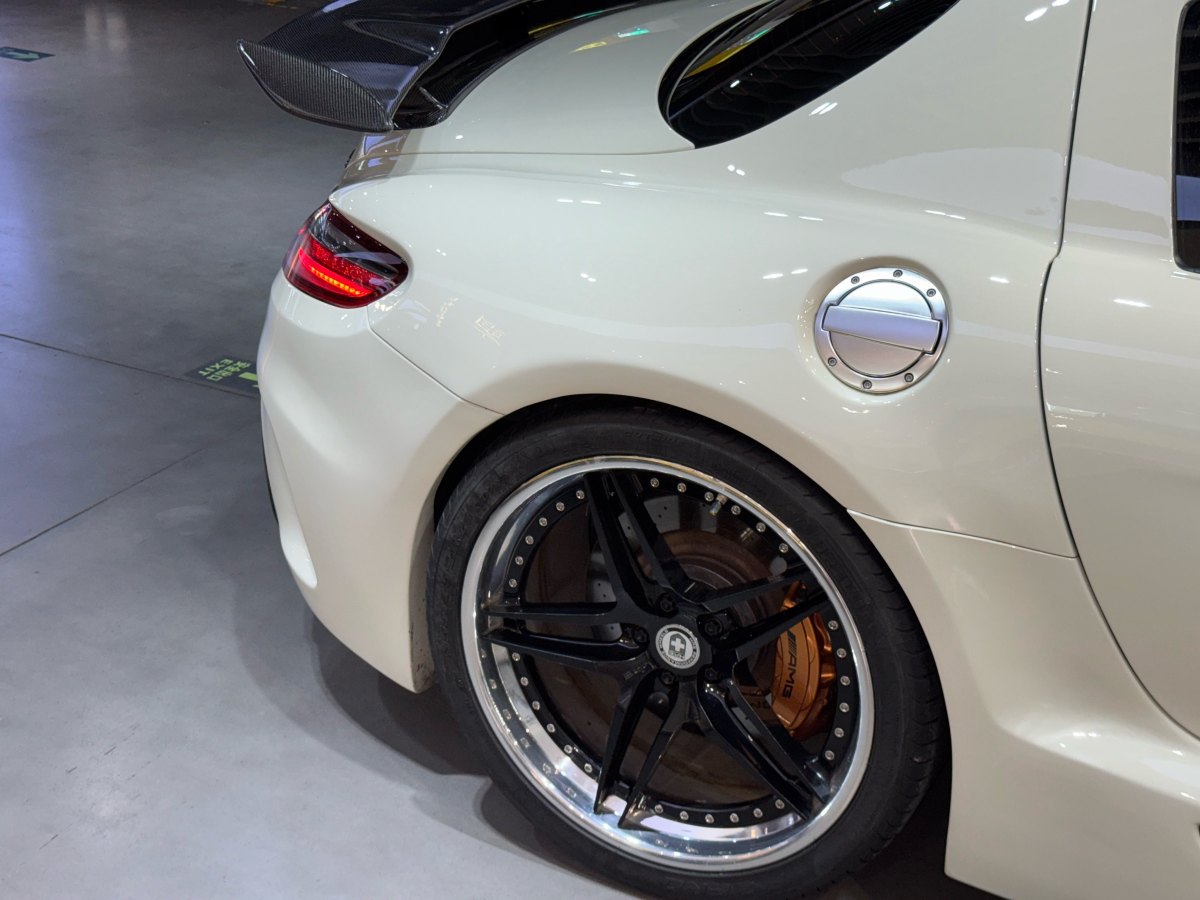 Mercedes-Benz SLS AMG 2012 car image #12